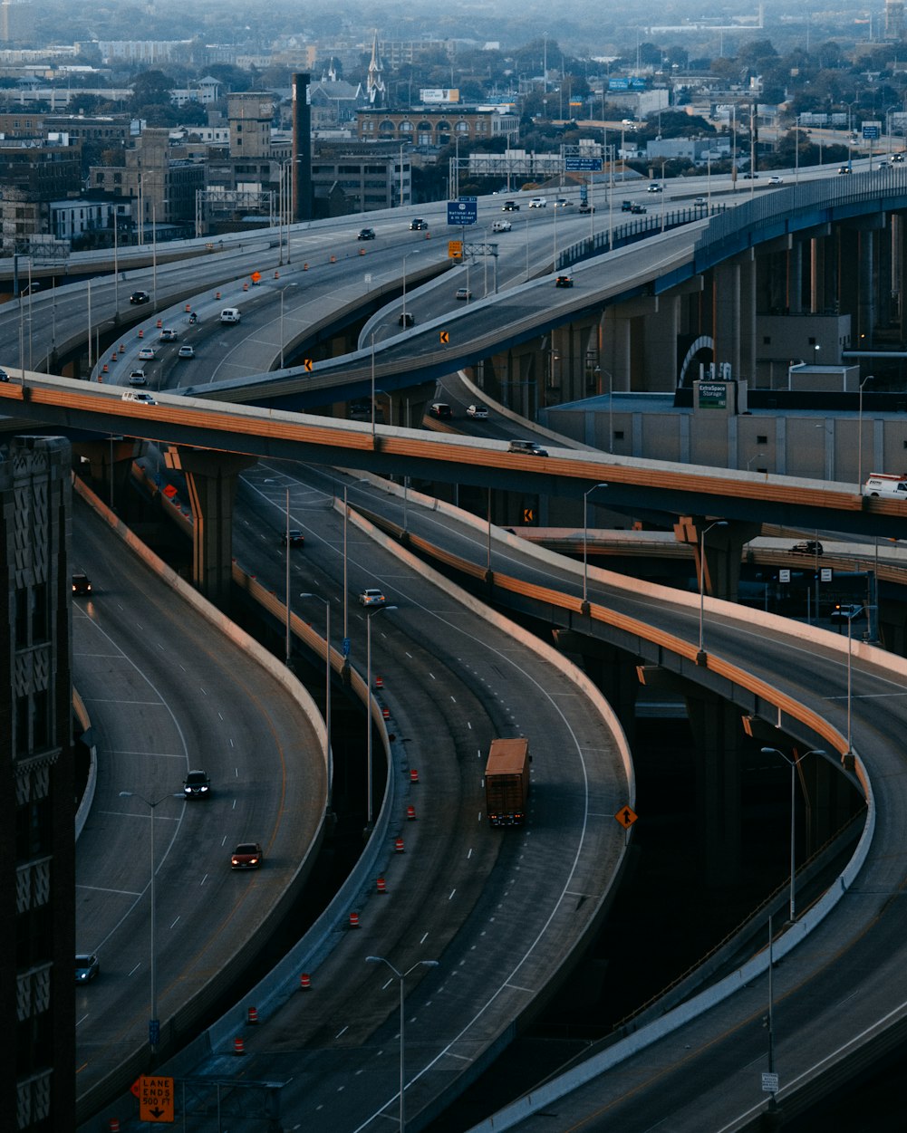 除夕高速公路是否免费通行？︰(除夕高速路免费时间)