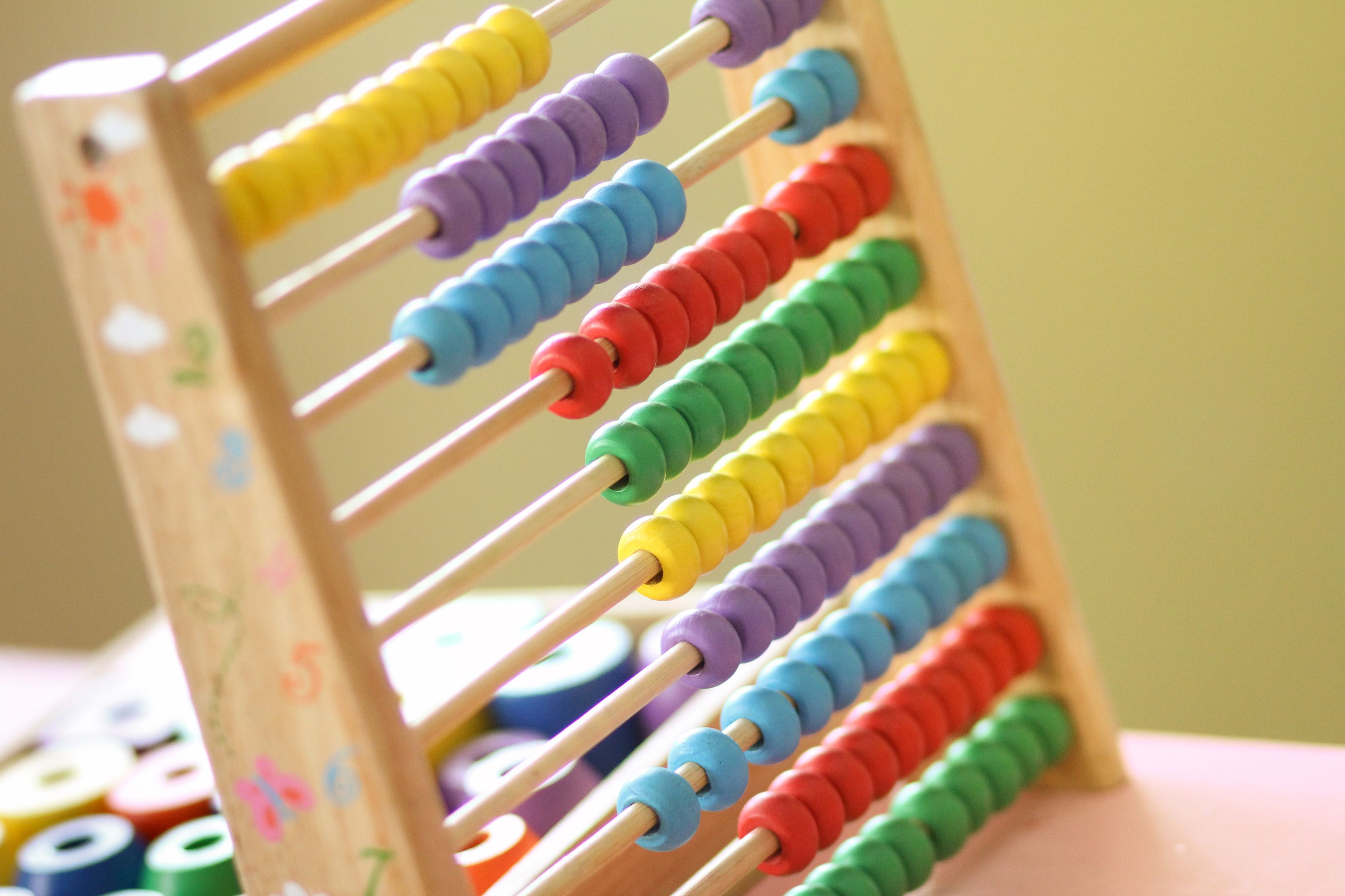 “小学四年级数学《大数的认识》知识点” 小学四年级数学大数的认识数？